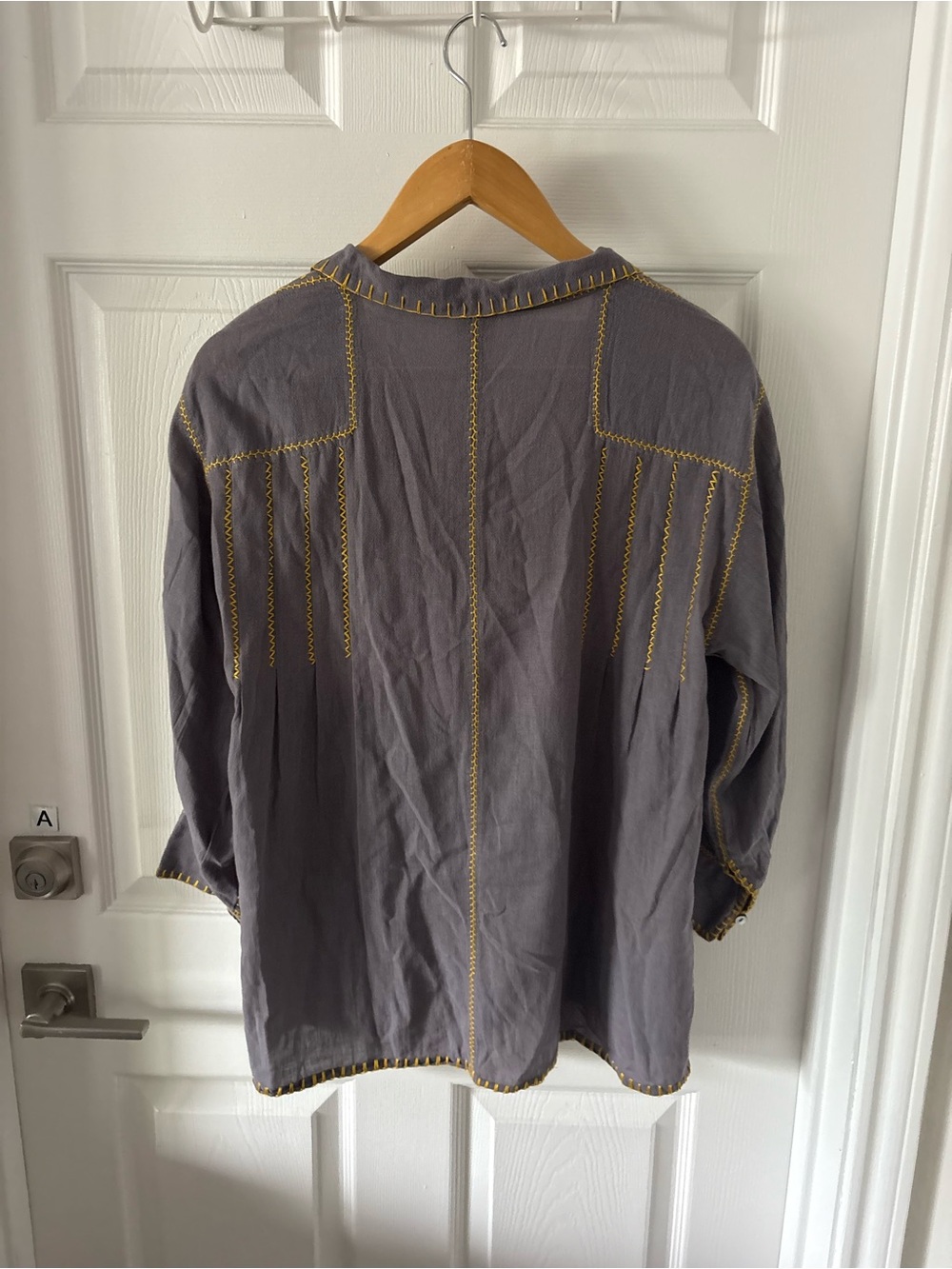 Sister Mary by Ivy Jane Embroidered Boho Tunic Blouse Gray Size M - Picture 4 of 7
